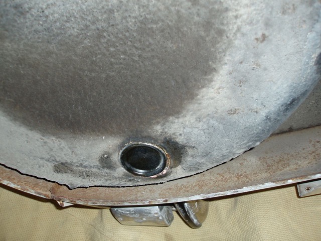 spare tire well - from below.jpg