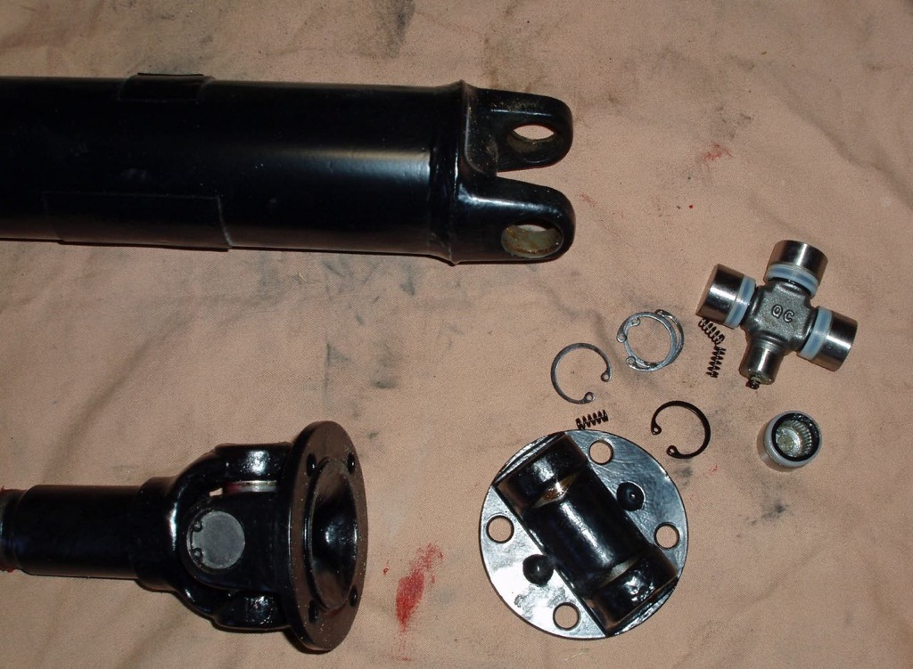 Powdercoated driveshaft and new u-joints.jpg