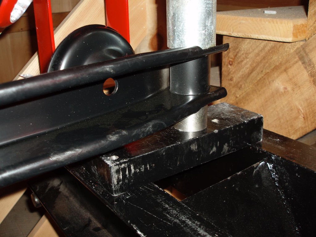 Pressing Rear arm bushing.jpg