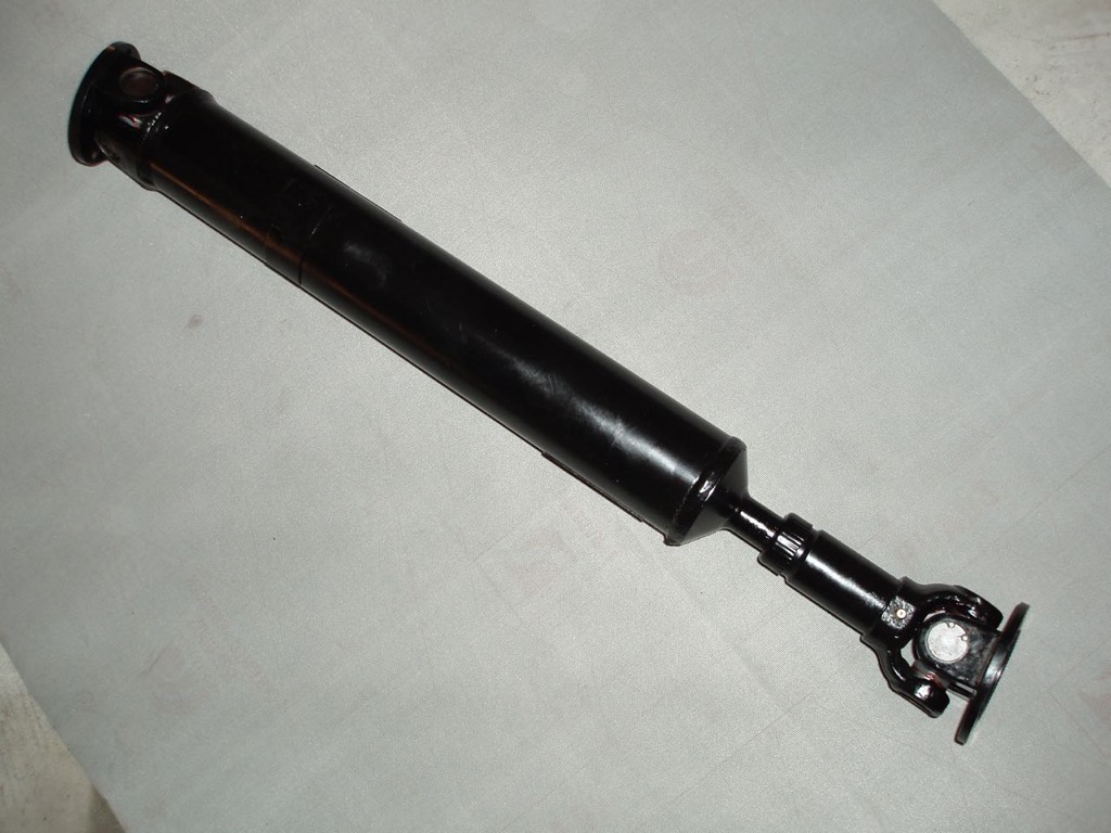 Rear driveshaft body from '81 (9mm) & slip yoke from 67 (8mm).jpg