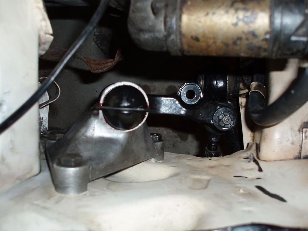 Steering Idler Box Installed.jpg