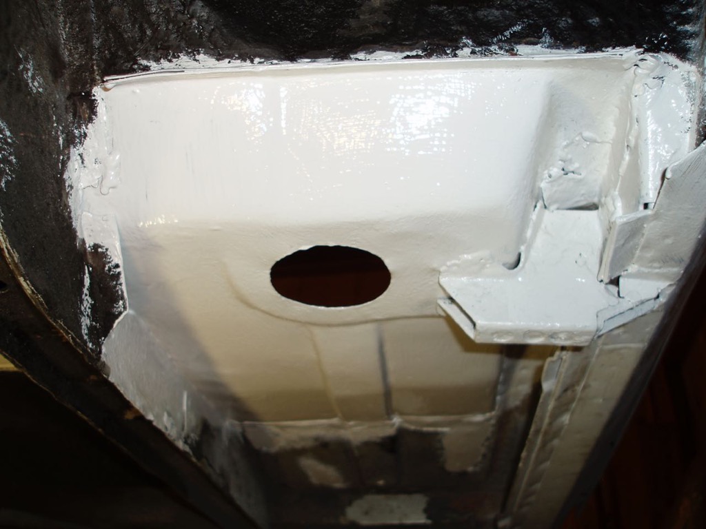 Driver's side front left underneath.jpg