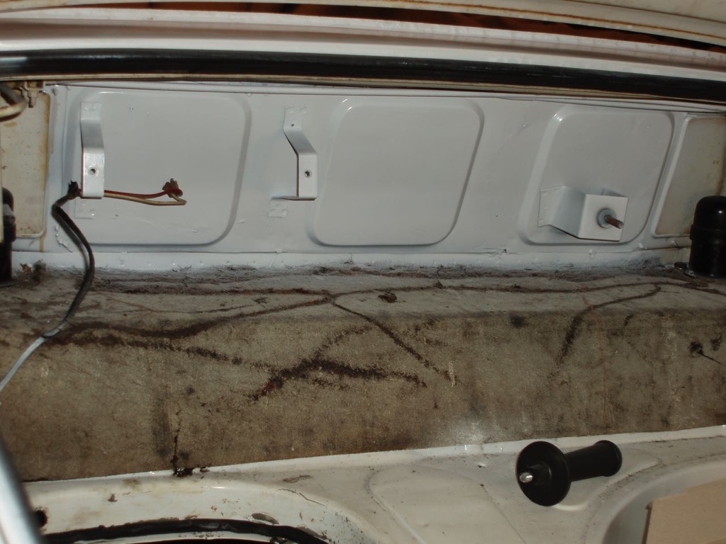 Panel repair- Trunk forward bulkhead.JPG.jpg