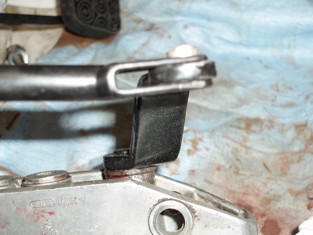 Pedal Box Detail Clevis.JPG
